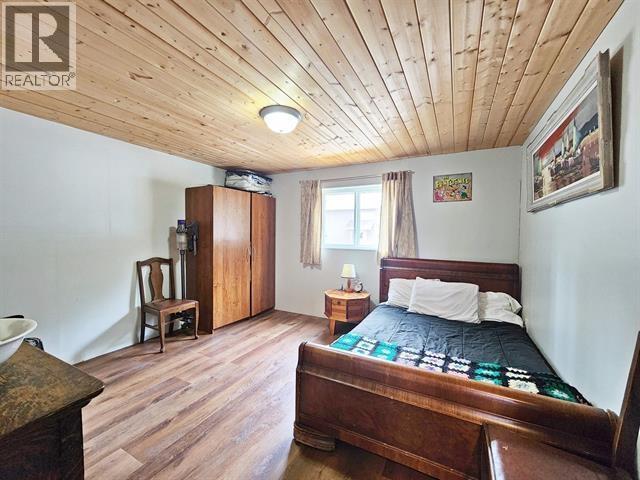 7132 Bowron Lake Road, Wells / Barkerville, BC - Indoor Photo Showing Other Room
