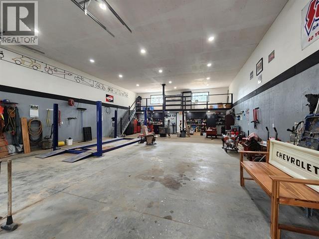 7132 Bowron Lake Road, Wells / Barkerville, BC - Indoor