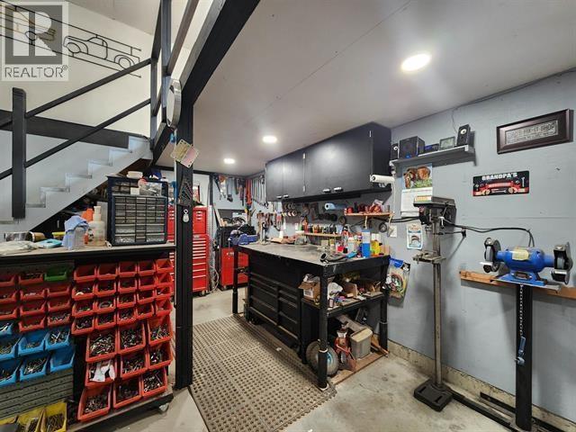 7132 Bowron Lake Road, Wells / Barkerville, BC - Indoor