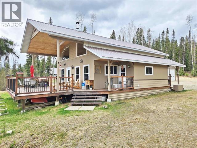 7132 Bowron Lake Road, Wells / Barkerville, BC - Outdoor With Deck Patio Veranda