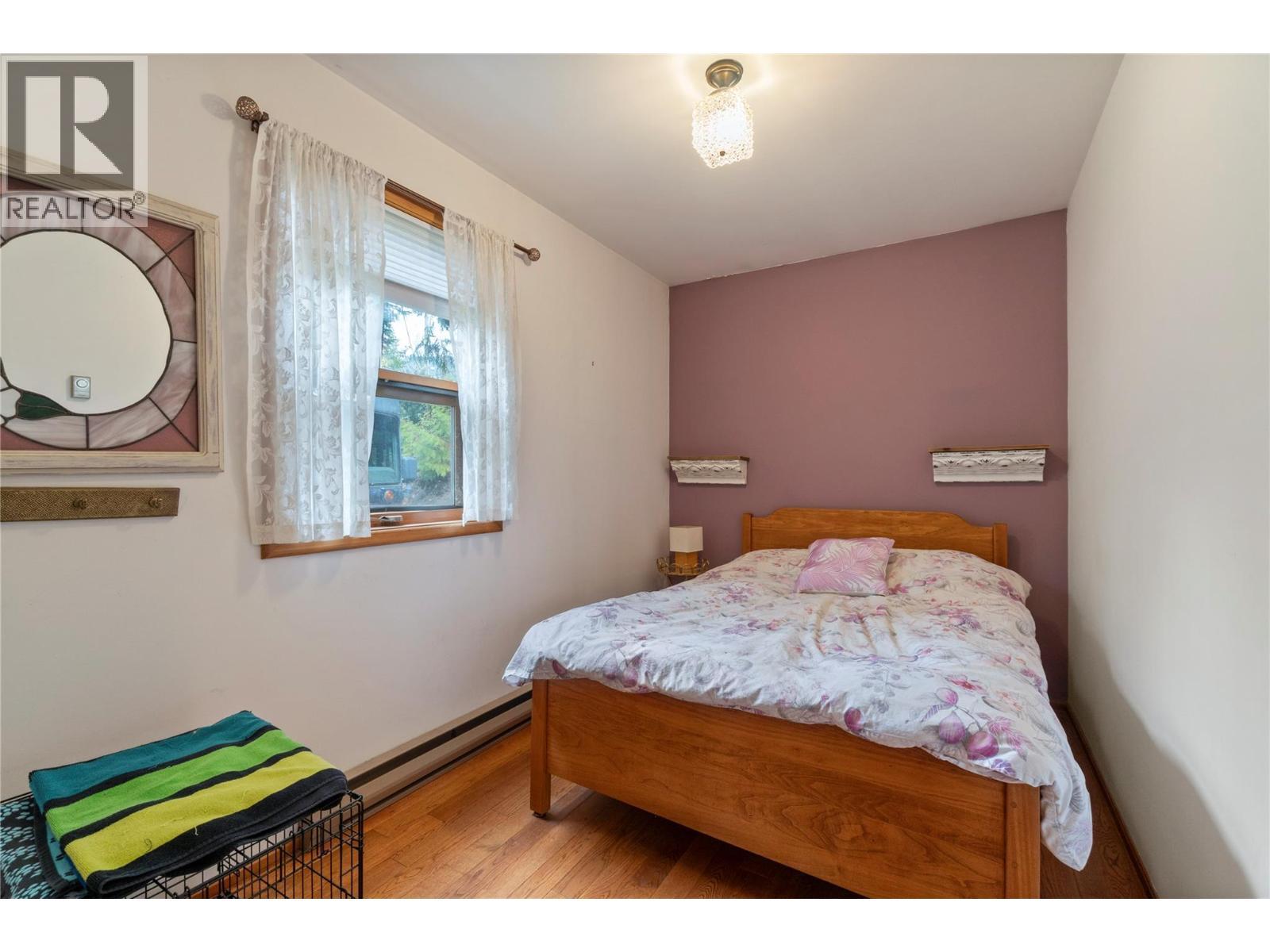 2849 Garland Road, Celista, BC - Indoor Photo Showing Bedroom