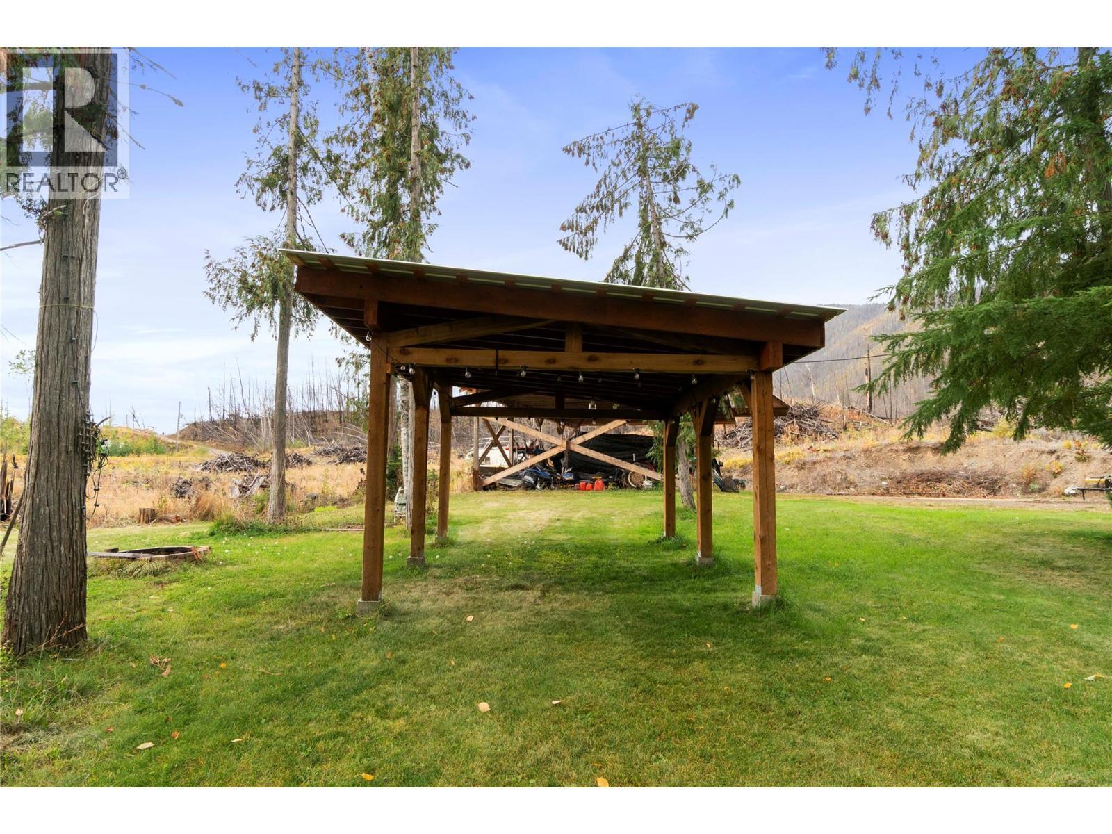 2849 Garland Road, Celista, BC - Outdoor
