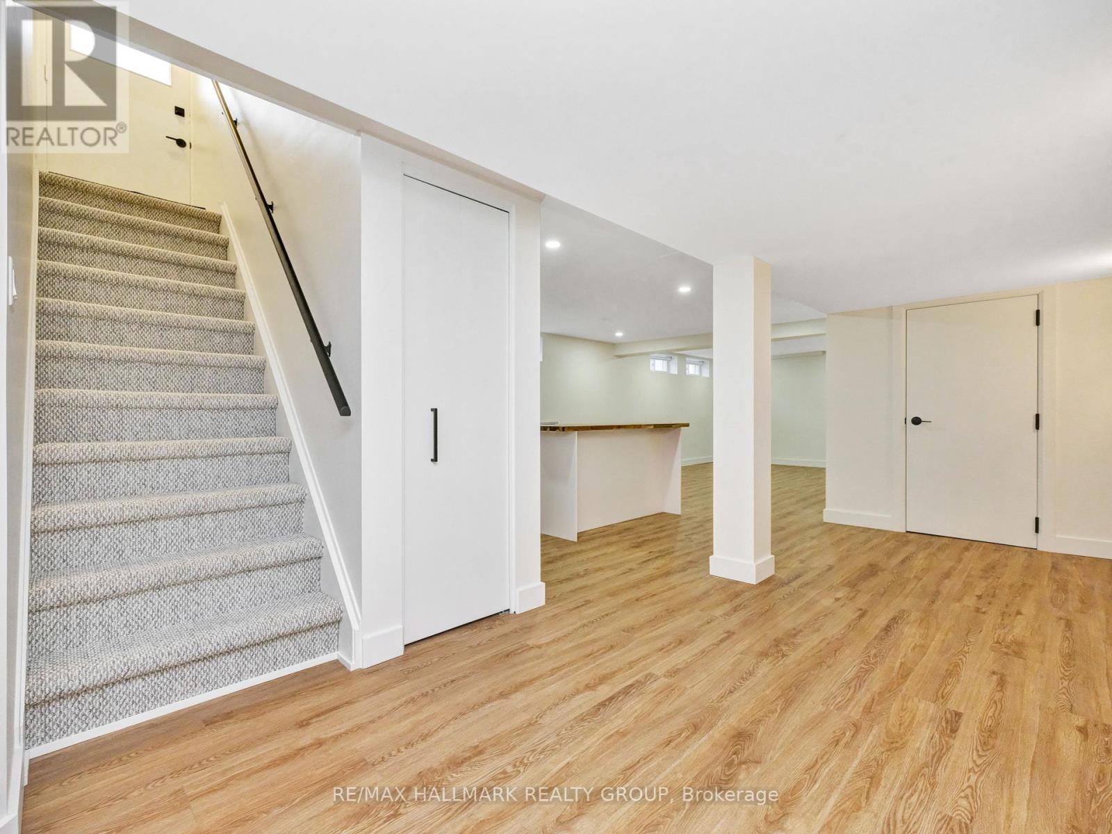 1913 Tweed Avenue, Ottawa, ON