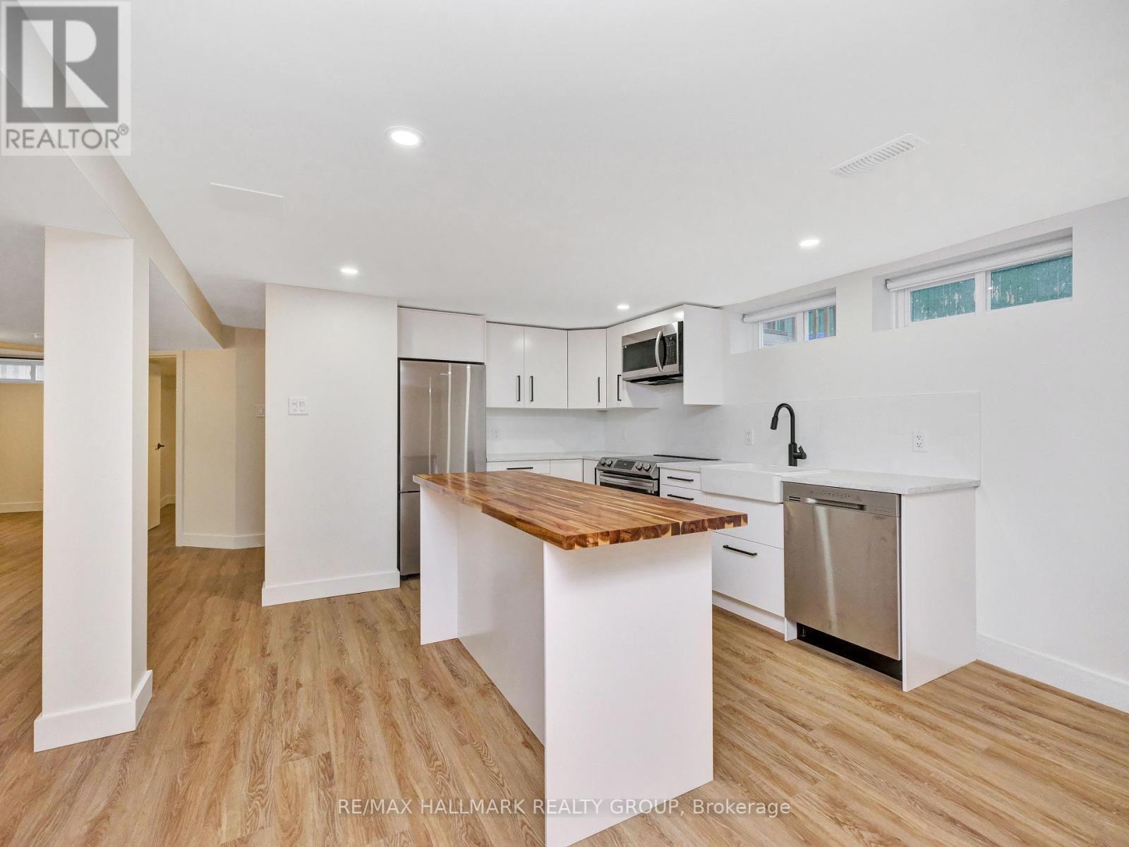 1913 Tweed Avenue, Ottawa, ON