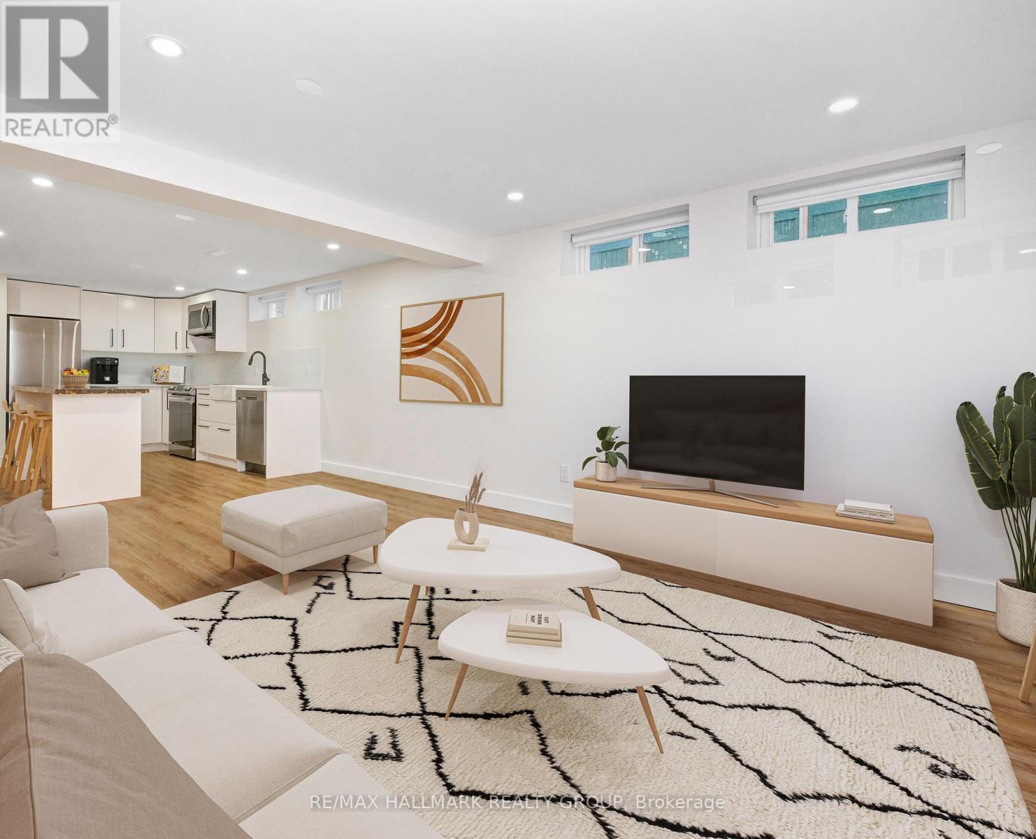 1913 Tweed Avenue, Ottawa, ON