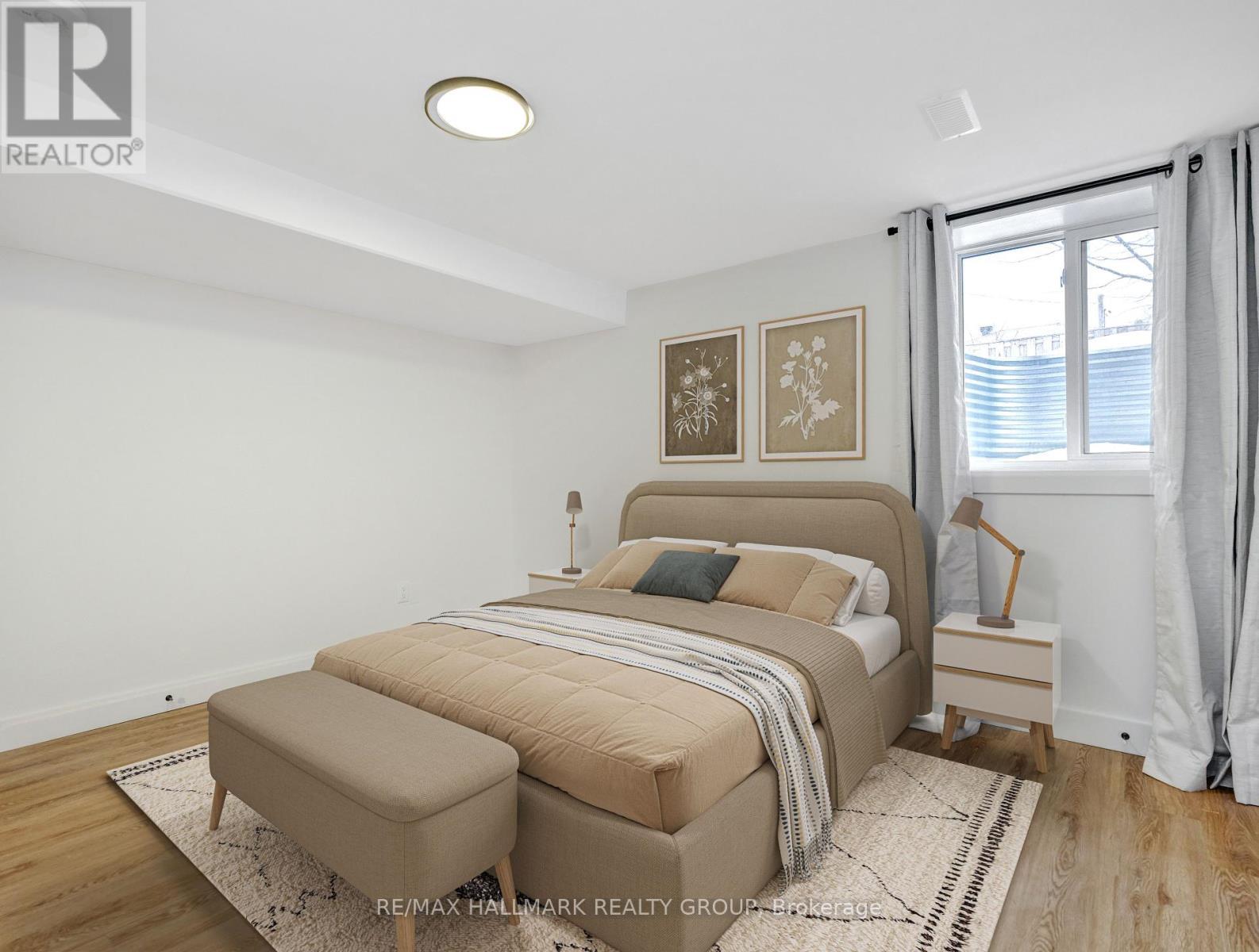 1913 Tweed Avenue, Ottawa, ON