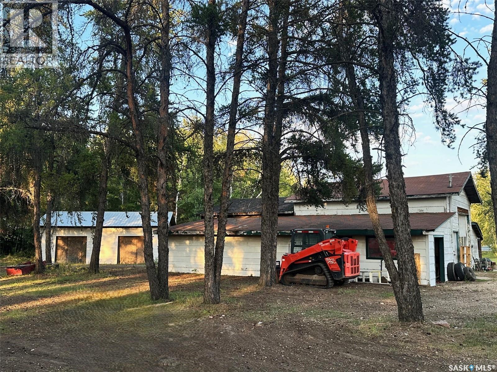 South Acreage Hudson Bay, Hudson Bay, SK - Outdoor