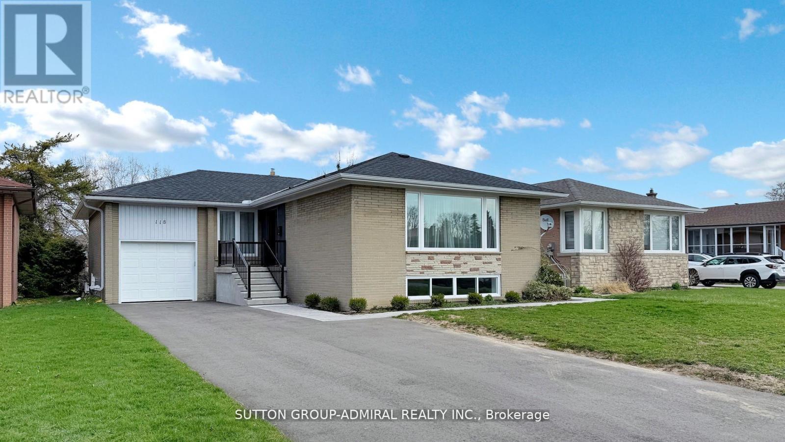 Basement 2 - 118 Clifton Avenue, Toronto, ON - Outdoor With Facade