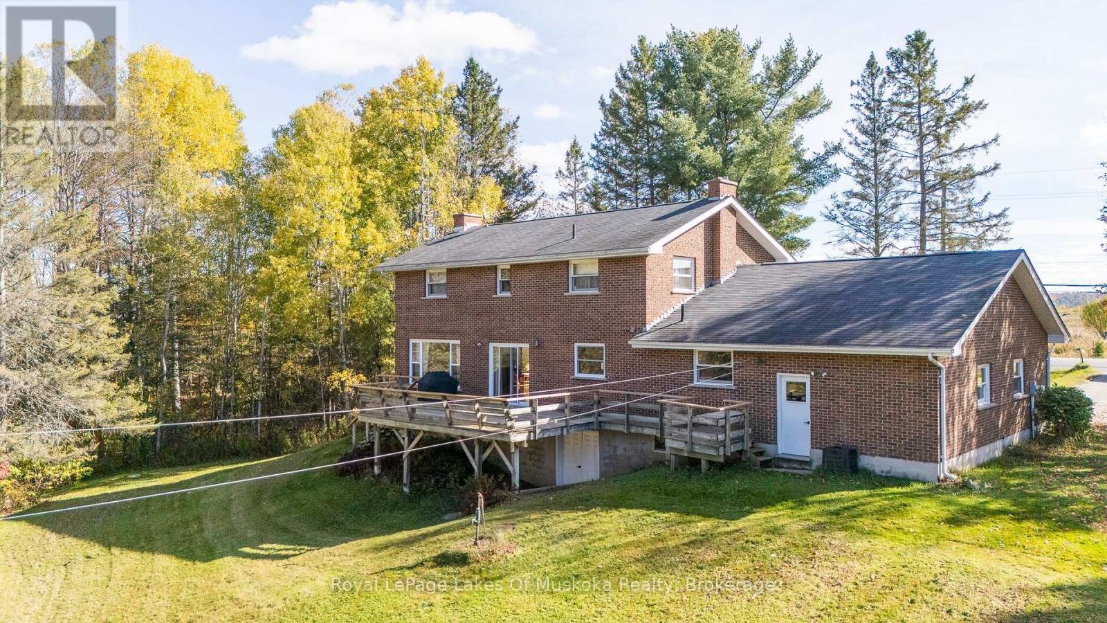 96 520 Highway W, Armour, ON - Outdoor With Deck Patio Veranda