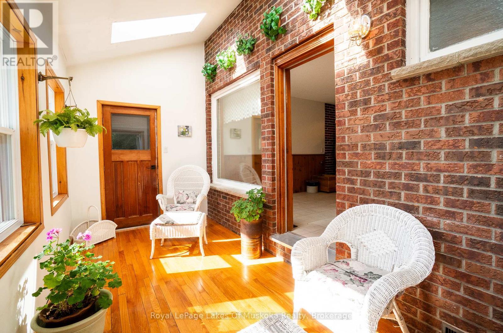 96 520 Highway W, Armour, ON - Photo Showing Other Room