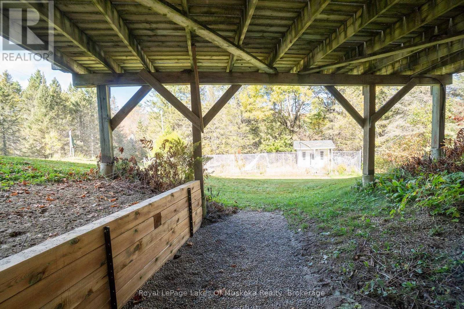 96 520 Highway W, Armour, ON -