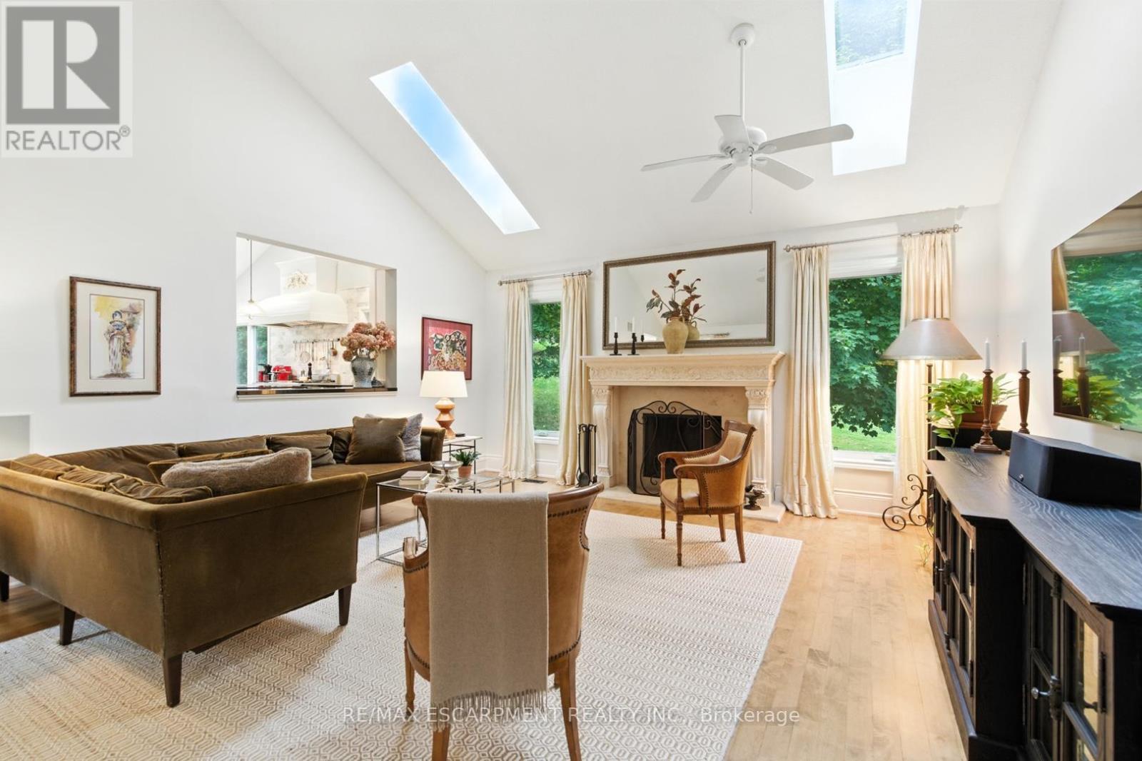 65 Maple Avenue, Hamilton, ON - Indoor With Fireplace