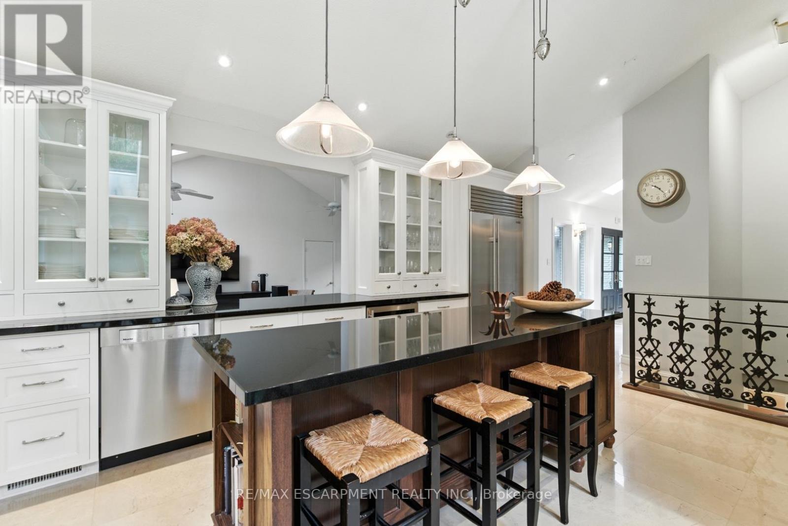 65 Maple Avenue, Hamilton, ON - Indoor