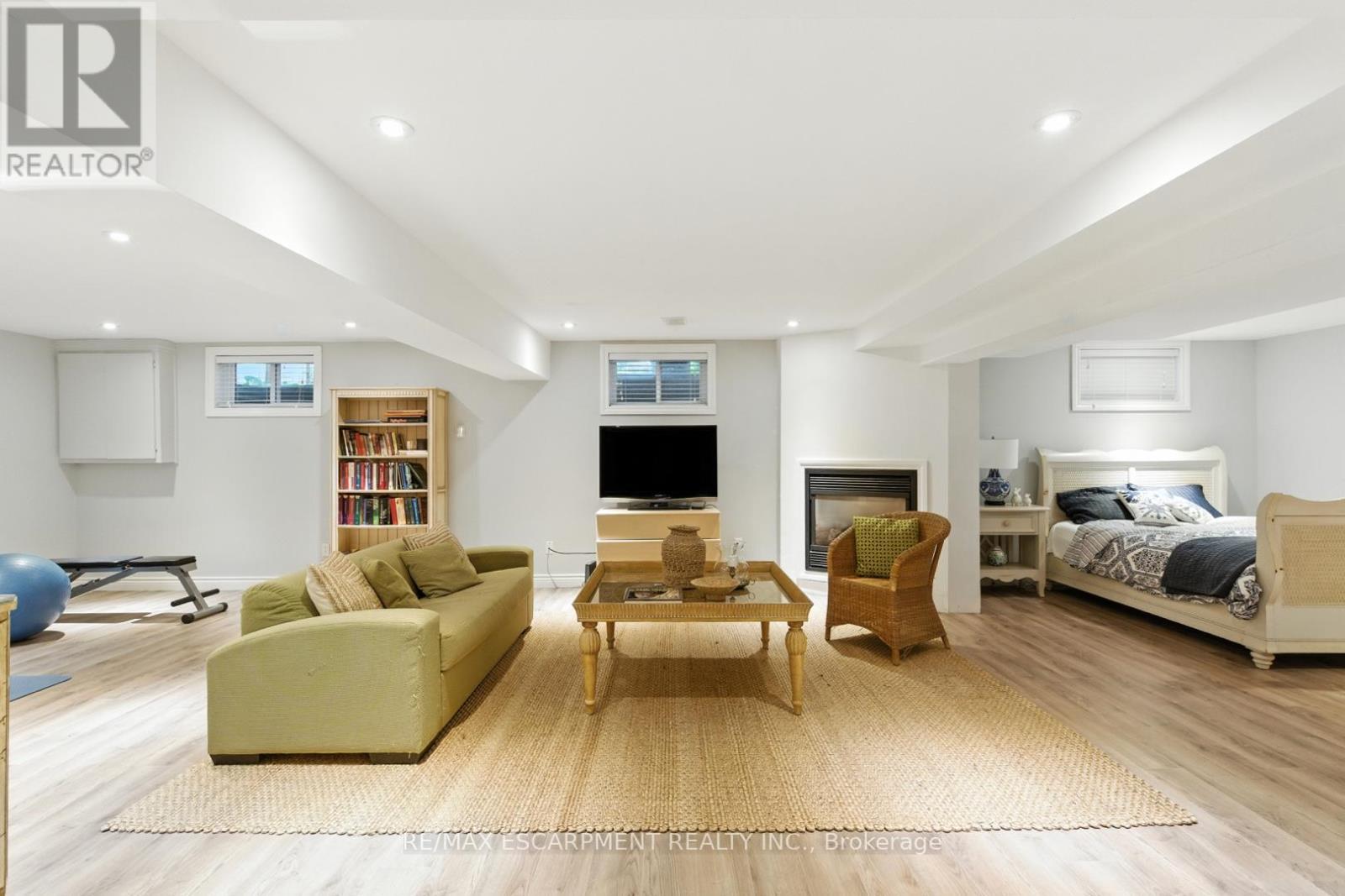 65 Maple Avenue, Hamilton, ON - Indoor With Fireplace