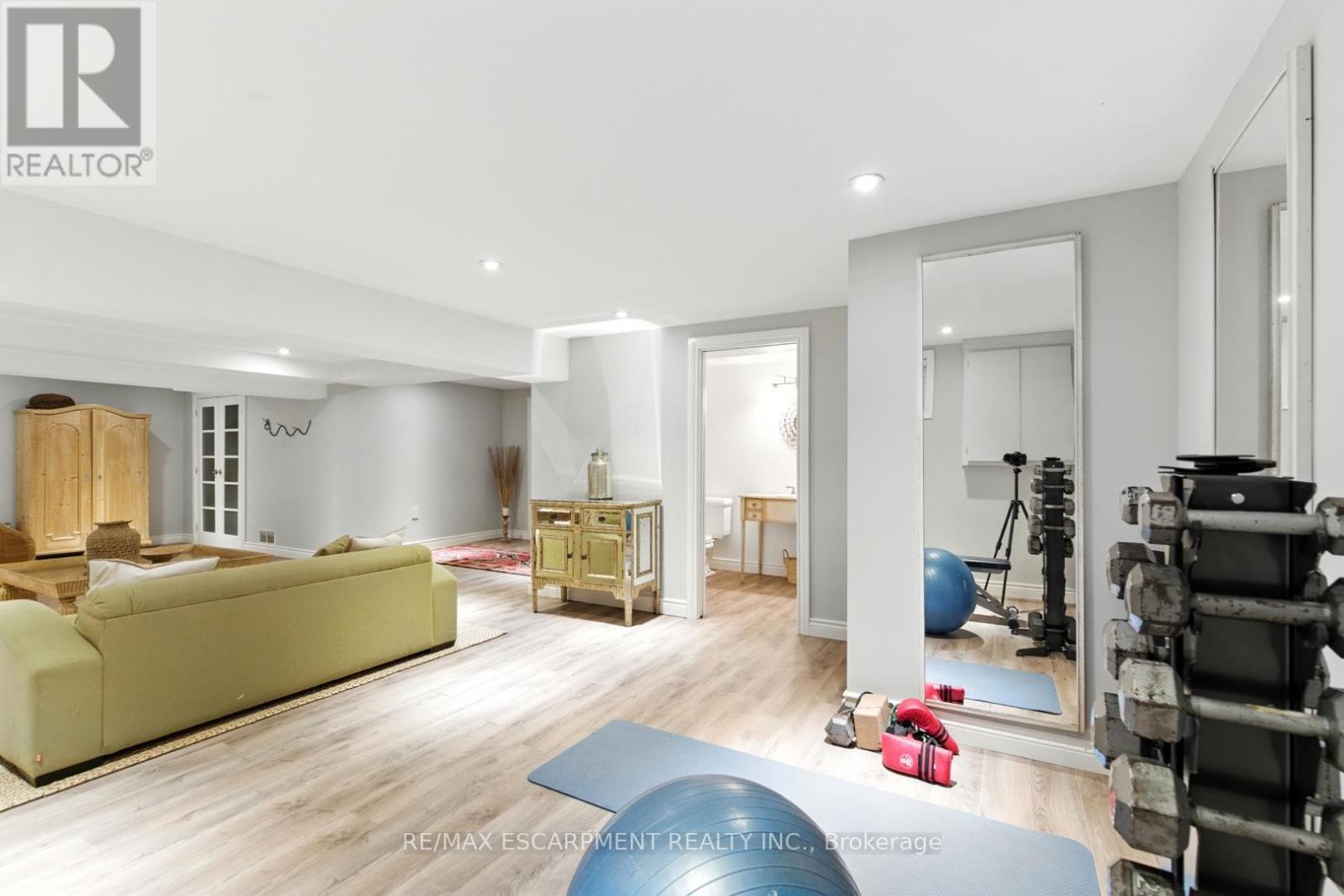 65 Maple Avenue, Hamilton, ON - Indoor