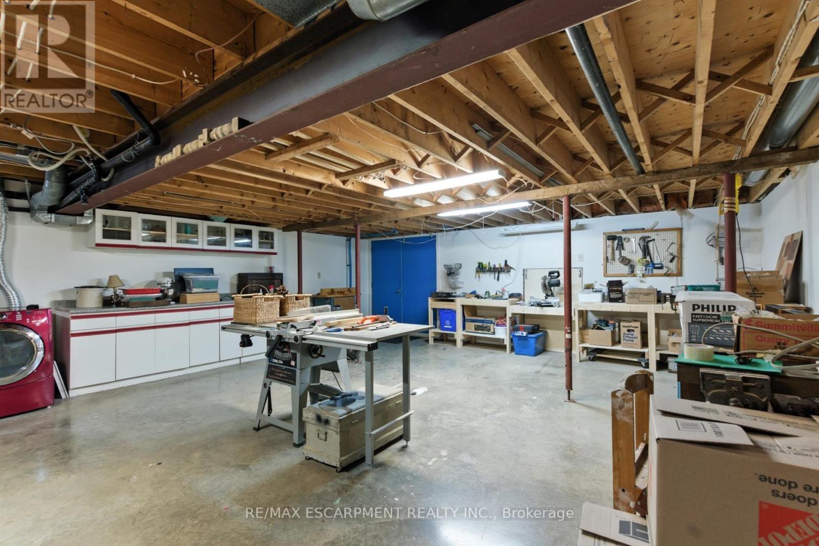 65 Maple Avenue, Hamilton, ON - Indoor Photo Showing Basement