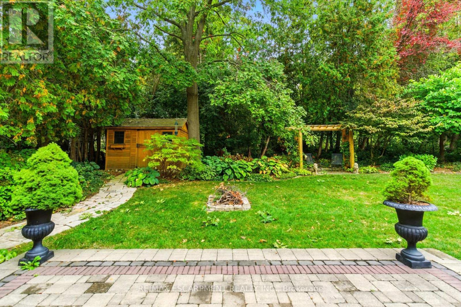 65 Maple Avenue, Hamilton, ON - Outdoor With Deck Patio Veranda