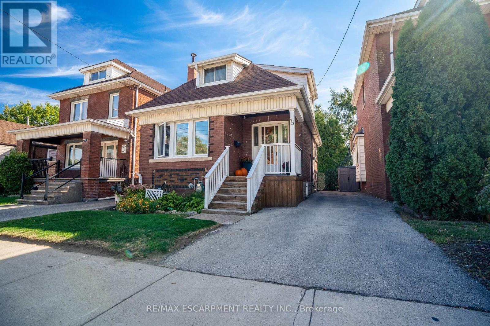 73 Kenilworth Avenue S, Hamilton, ON - Outdoor With Facade