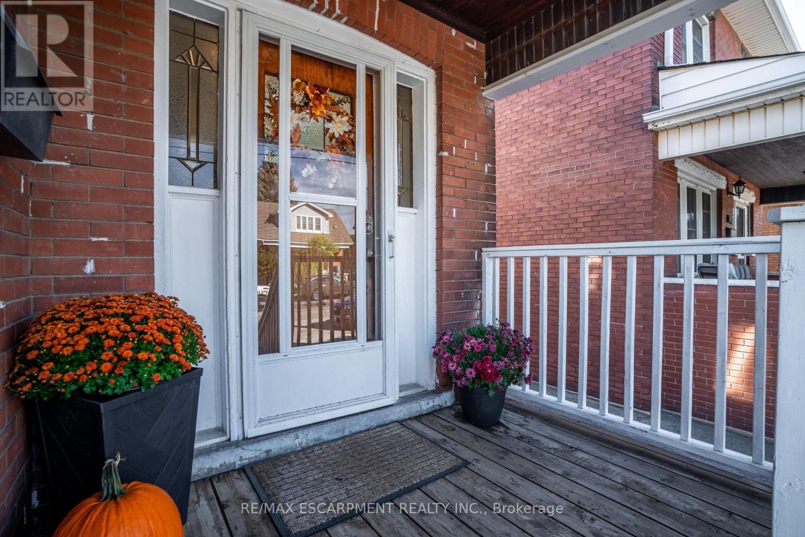 73 Kenilworth Avenue S, Hamilton, ON - Outdoor With Exterior