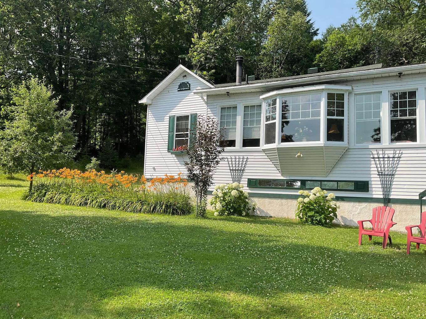 Frontage - 165 Ch. Paquette, Mont-Tremblant, QC - Outdoor