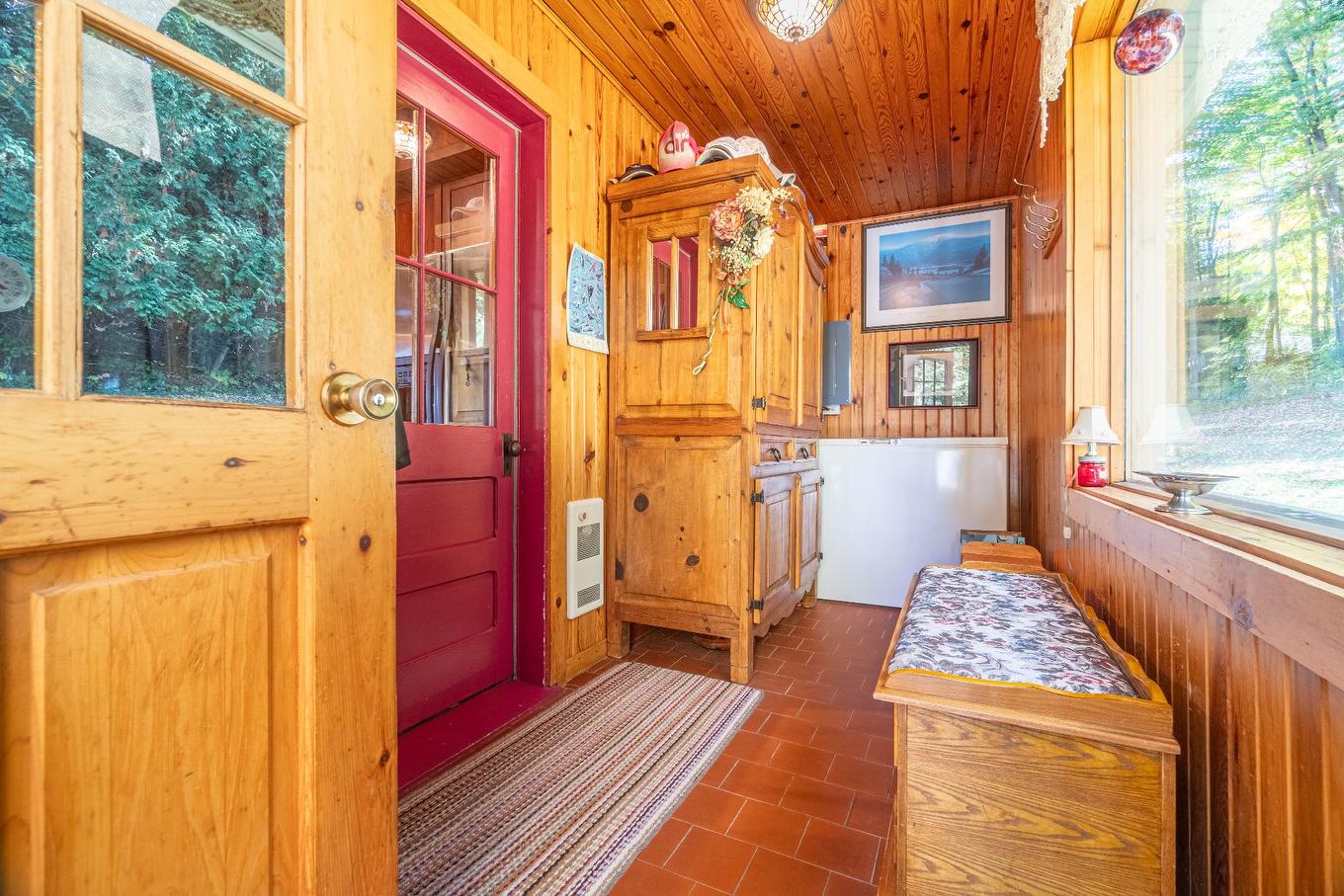 Hall - 165 Ch. Paquette, Mont-Tremblant, QC - Indoor Photo Showing Other Room