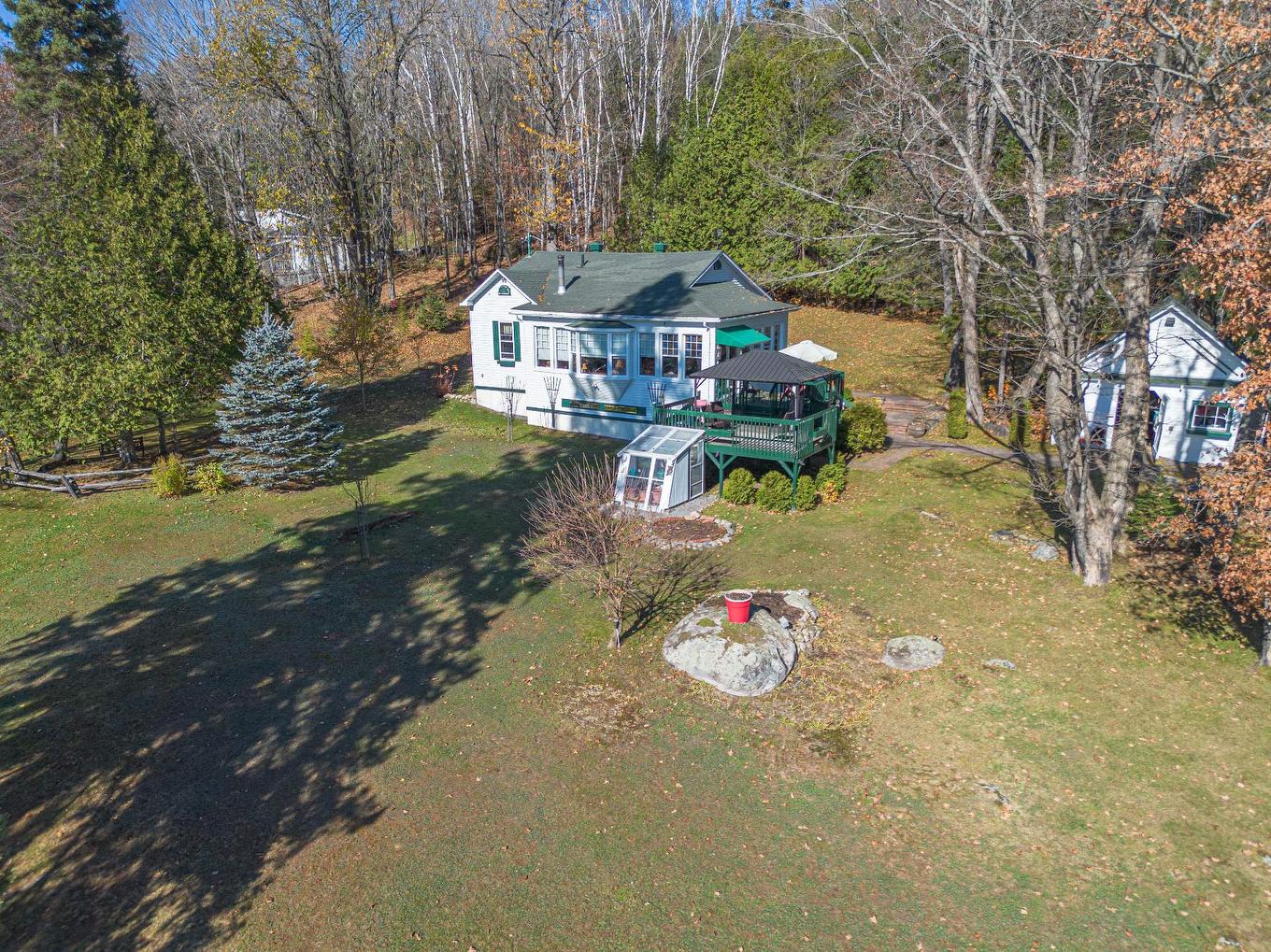 Overall view - 165 Ch. Paquette, Mont-Tremblant, QC - Outdoor