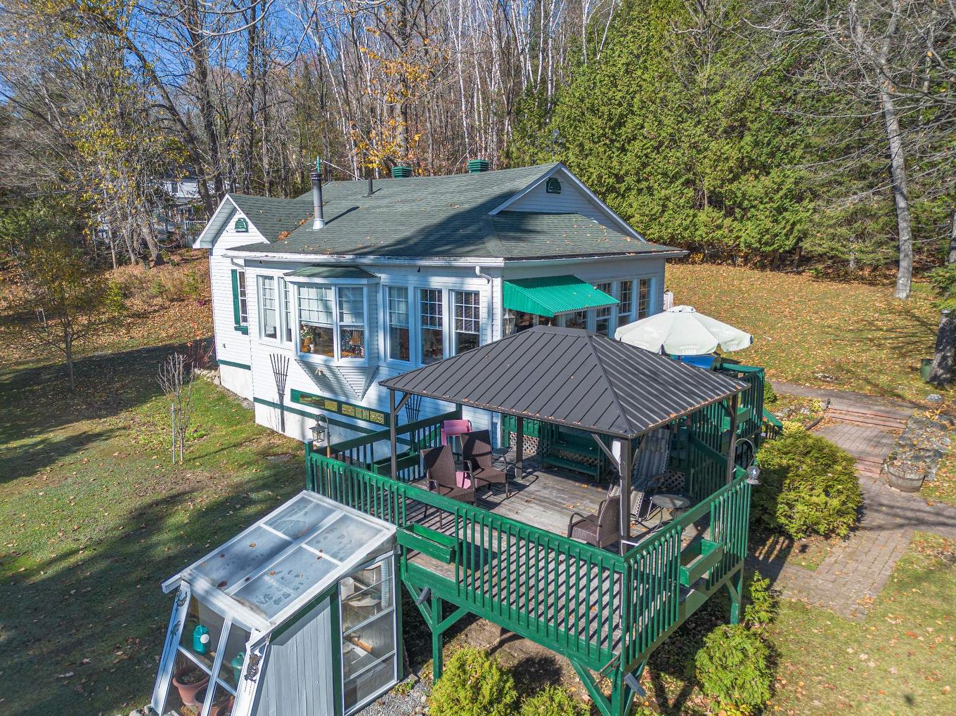 Frontage - 165 Ch. Paquette, Mont-Tremblant, QC - Outdoor