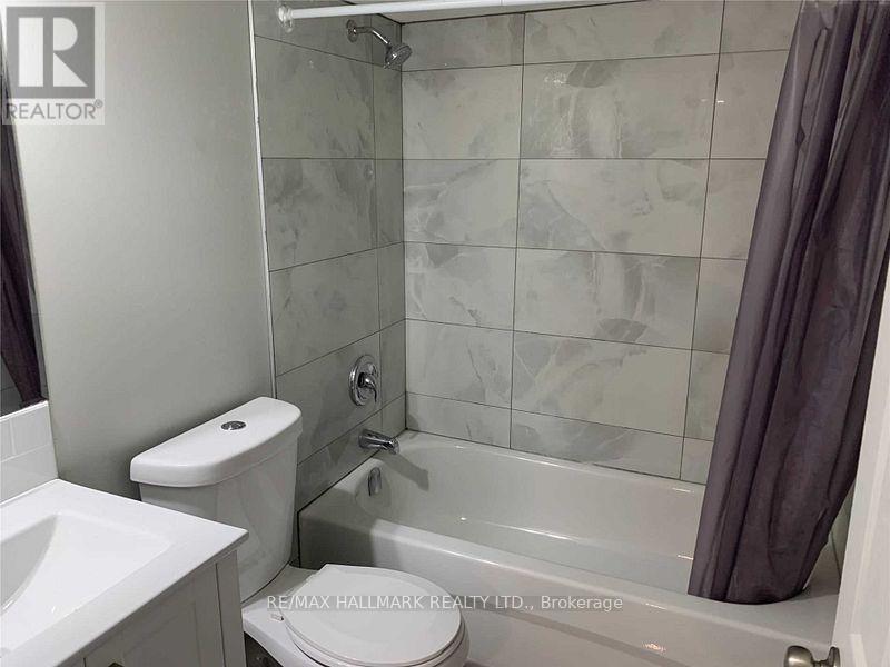 34 Owens Road, New Tecumseth, ON - Indoor Photo Showing Bathroom