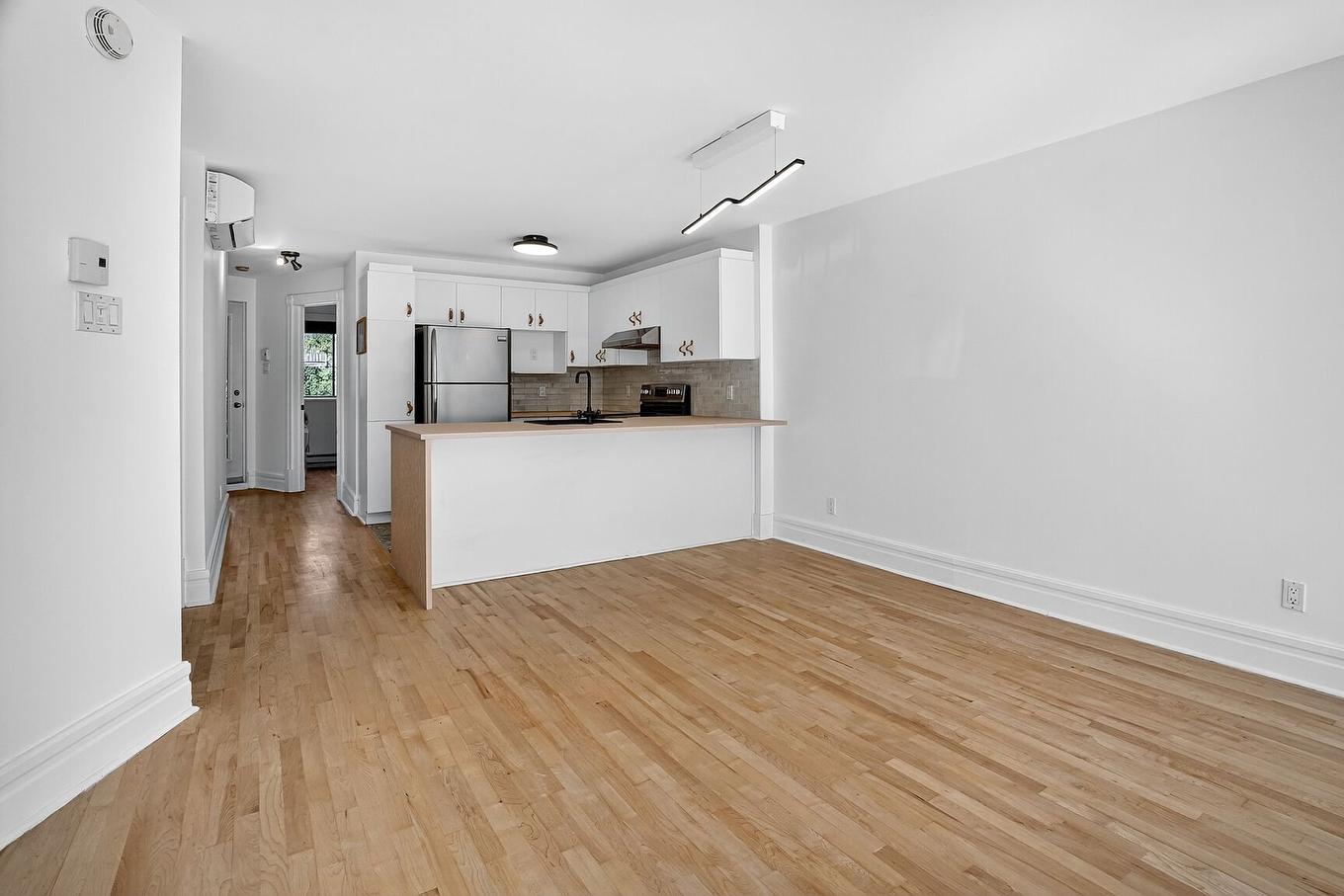 Salle à manger - 5059 Av. De L'Hôtel-De-Ville, Montréal (Le Plateau-Mont-Royal), QC - Indoor Photo Showing Kitchen