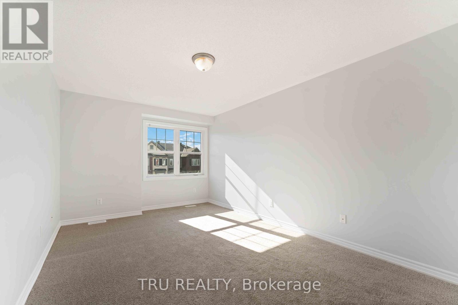 544 Snow Goose Street, Ottawa, ON - Indoor Photo Showing Other Room