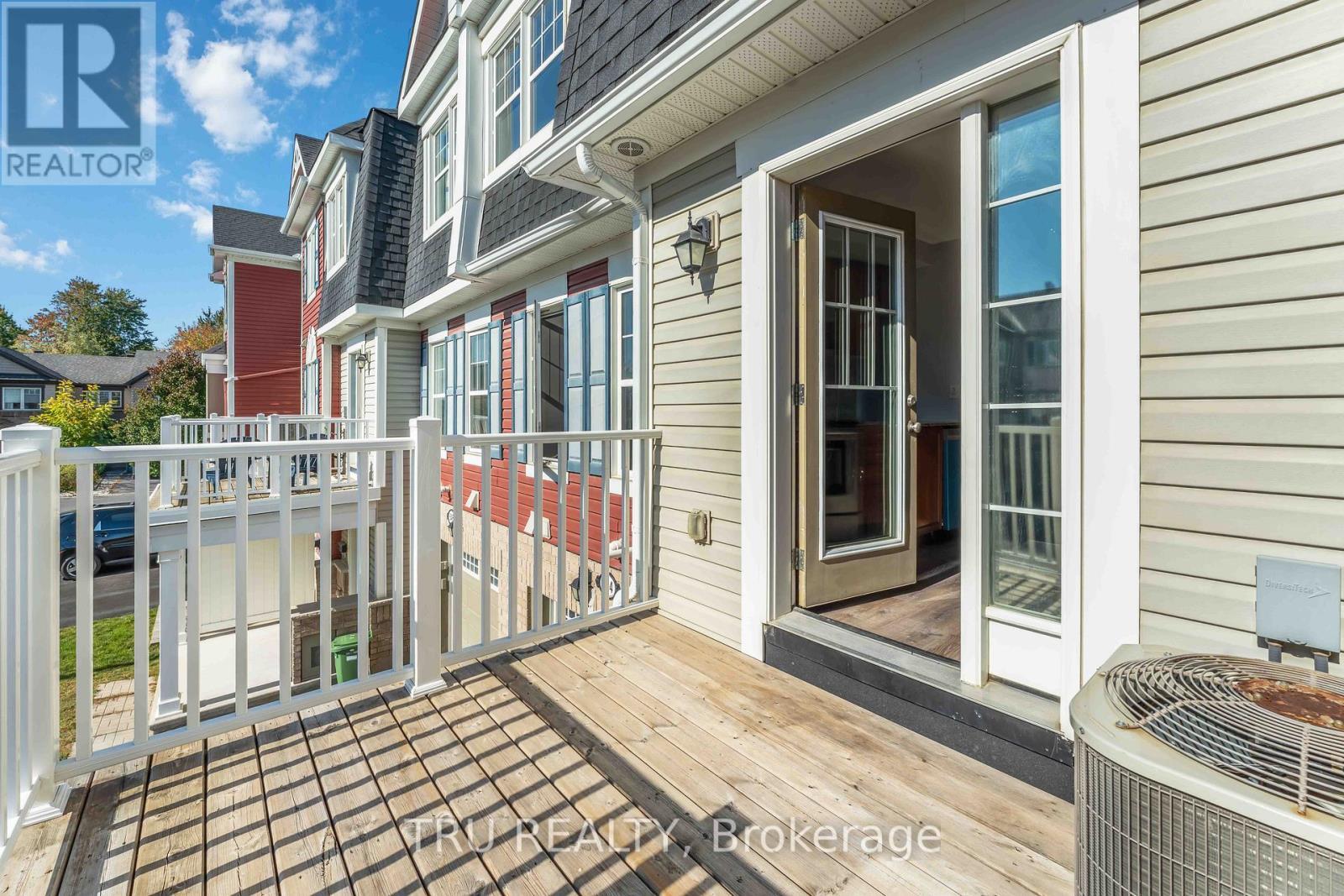 544 Snow Goose Street, Ottawa, ON - Outdoor With Exterior