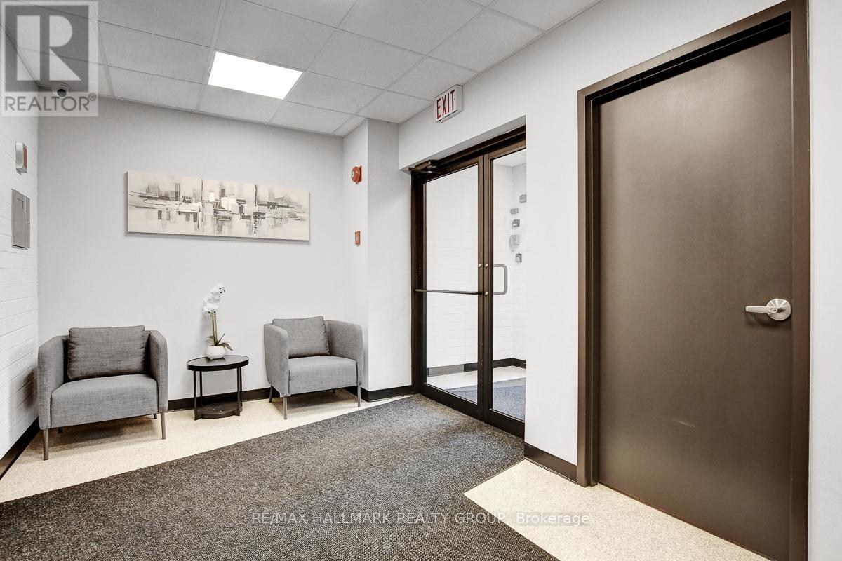 504 - 222 Guigues Avenue, Ottawa, ON - Indoor Photo Showing Other Room