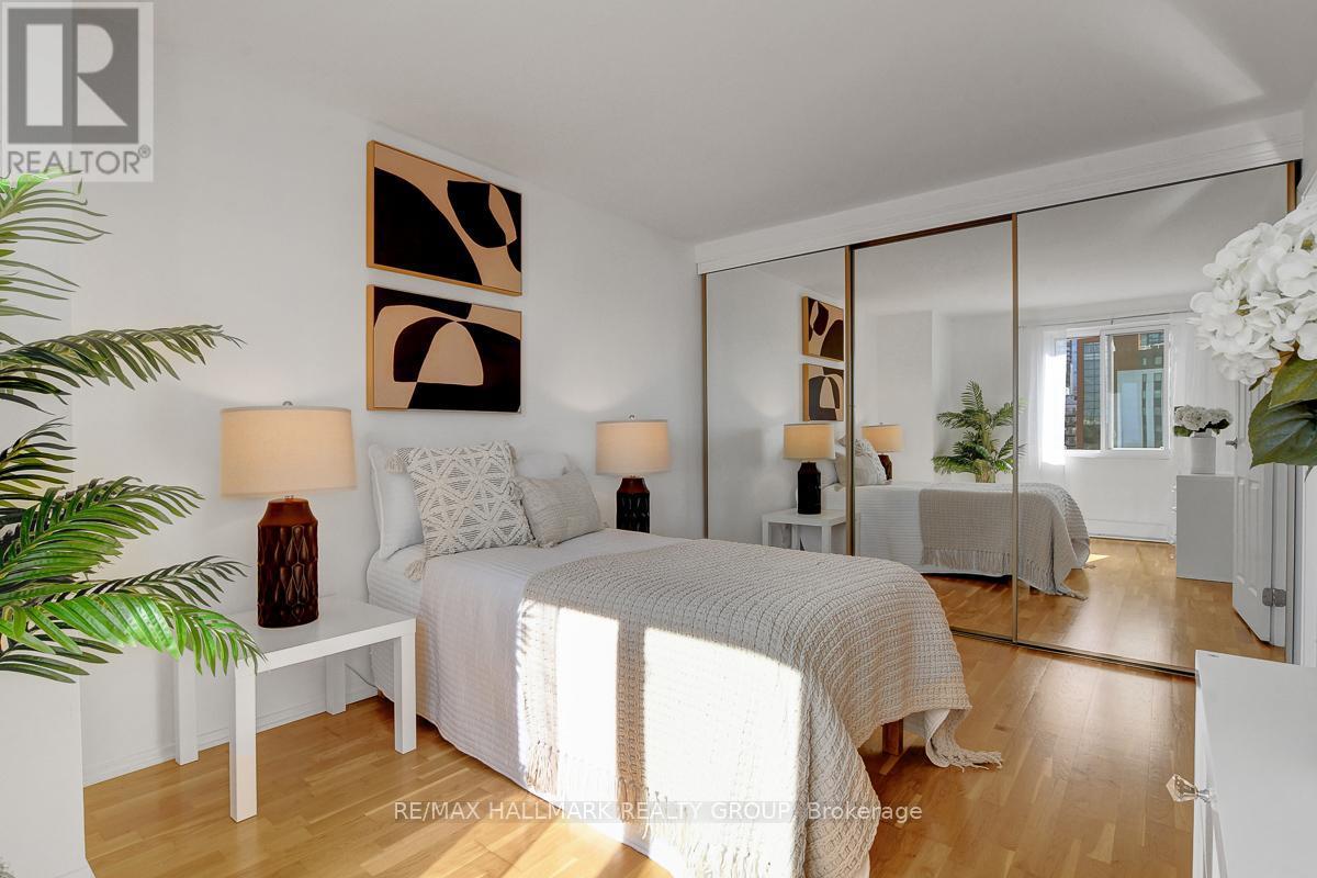 504 - 222 Guigues Avenue, Ottawa, ON - Indoor Photo Showing Bedroom