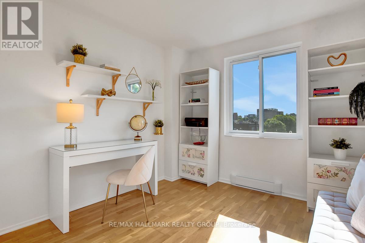 504 - 222 Guigues Avenue, Ottawa, ON - Indoor