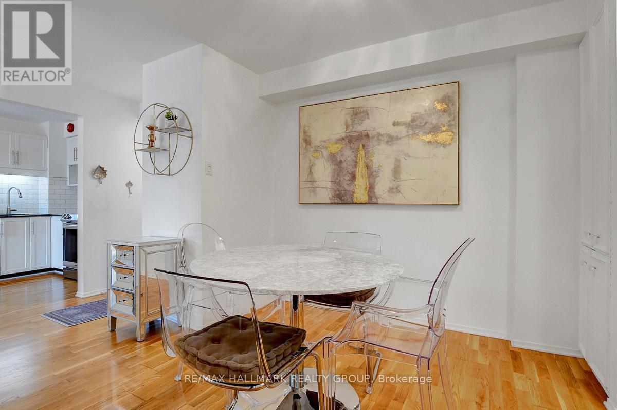 504 - 222 Guigues Avenue, Ottawa, ON - Indoor Photo Showing Dining Room