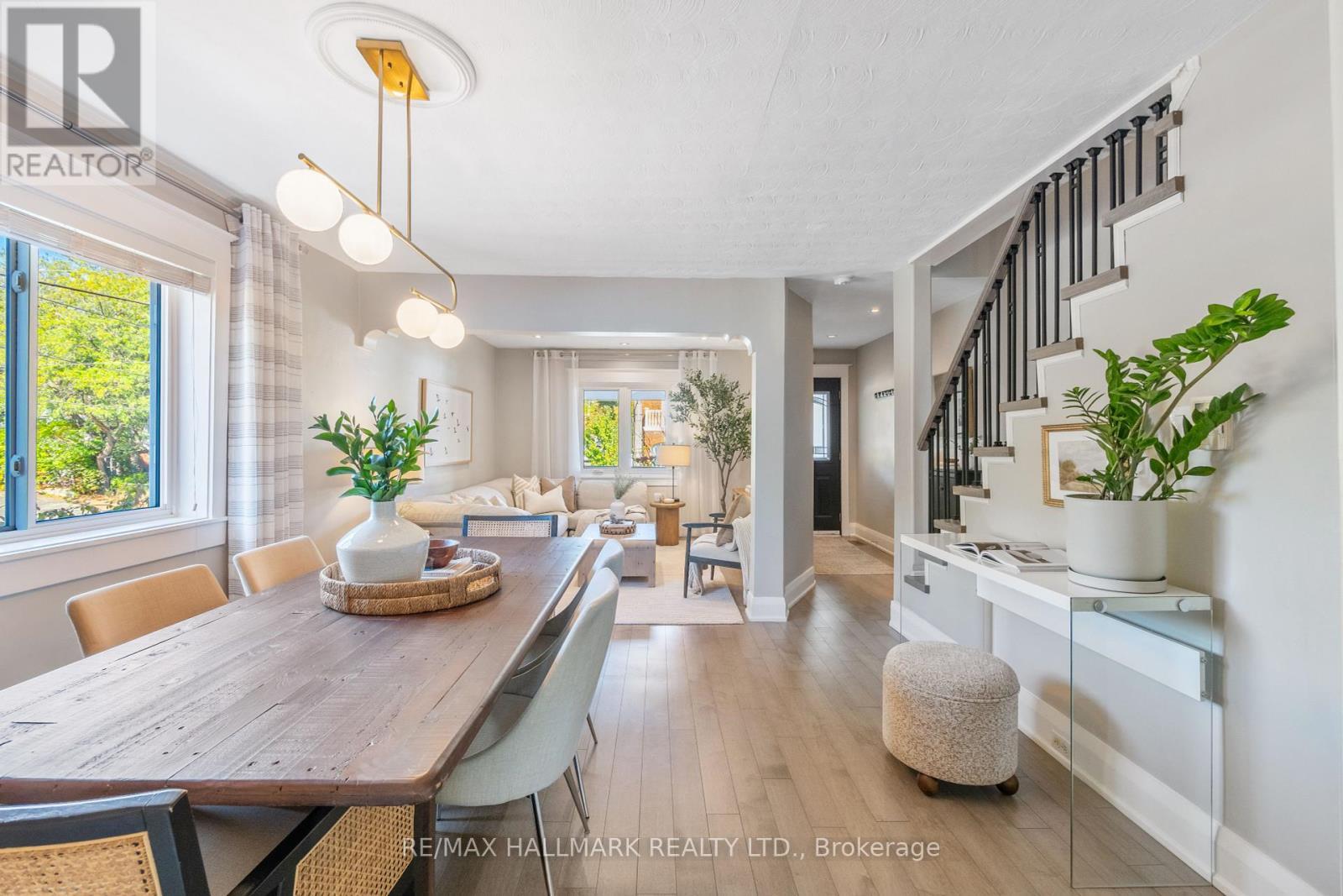 1 Heyworth Crescent, Toronto, ON - Indoor Photo Showing Dining Room