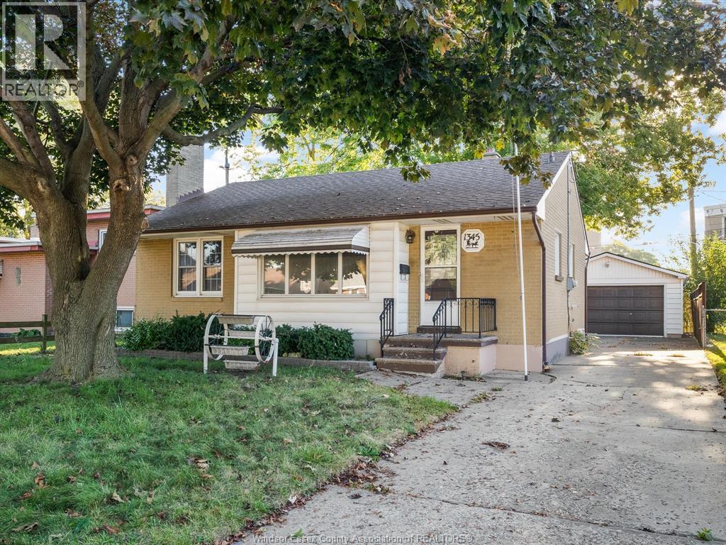 1345 Marlborough Boulevard, Windsor, ON - Outdoor