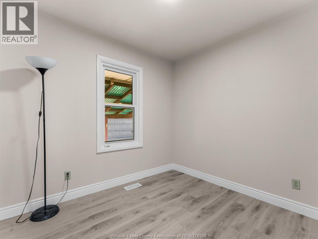 1345 Marlborough Boulevard, Windsor, ON - Indoor Photo Showing Other Room