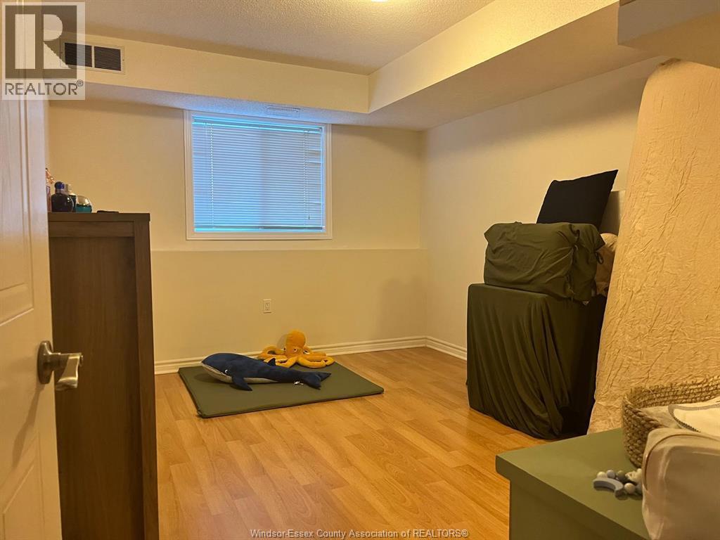 3000 Sandwich Unit# #110, Windsor, ON - Indoor