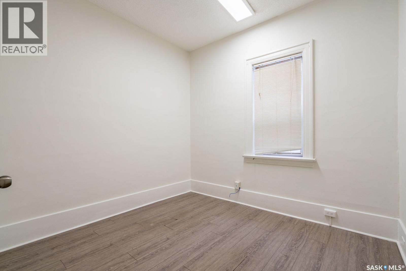 1535 Victoria Avenue, Regina, SK - Indoor Photo Showing Other Room