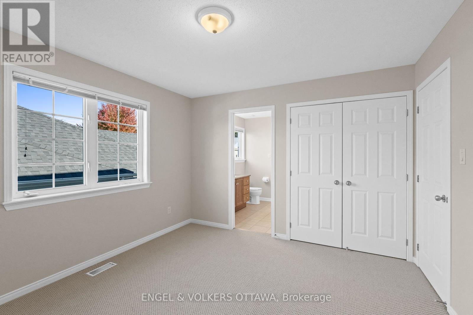 788 Kilbirnie Drive, Ottawa, ON - Indoor