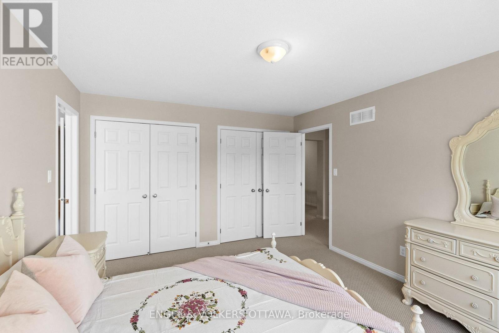 788 Kilbirnie Drive, Ottawa, ON - Indoor Photo Showing Bedroom