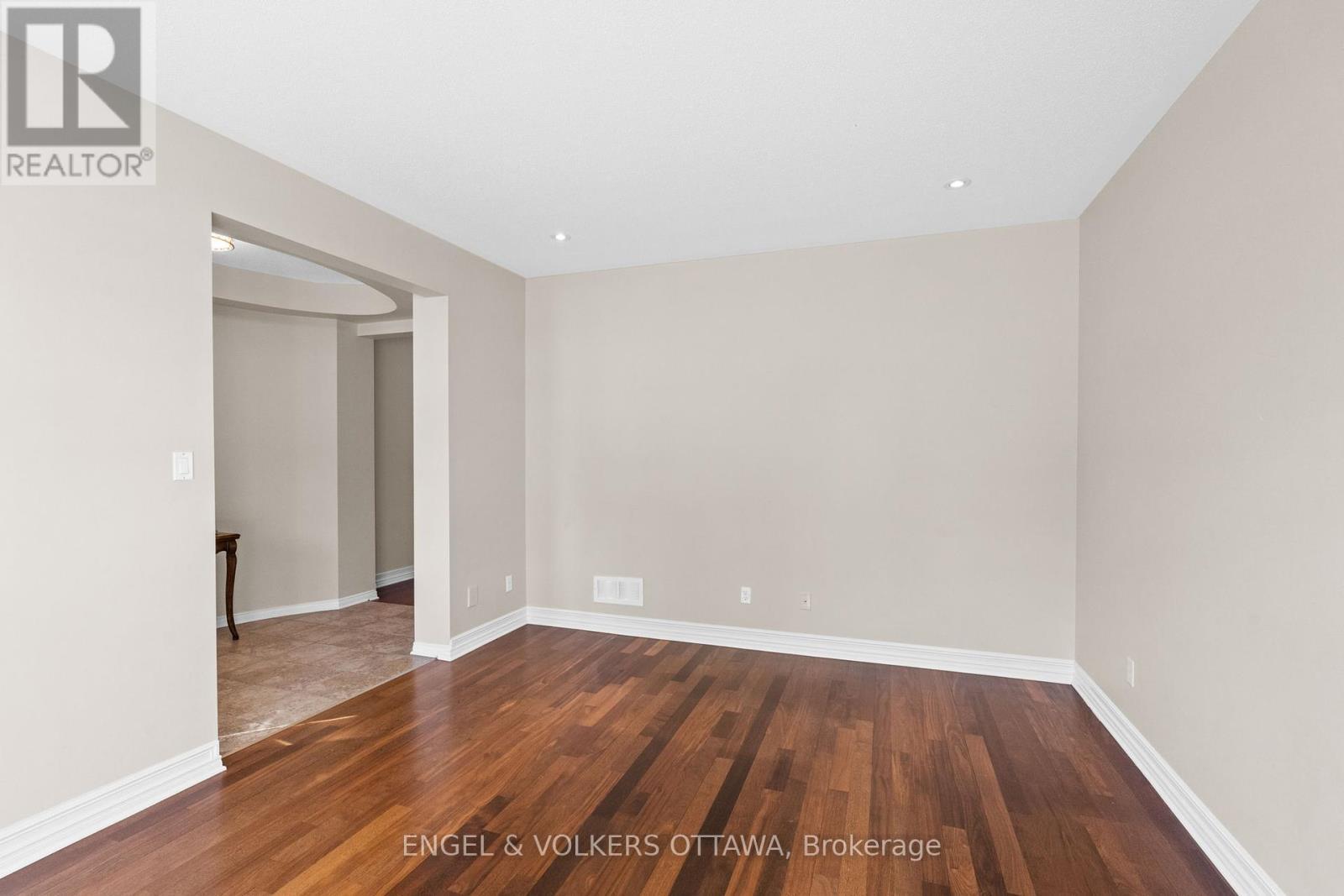 788 Kilbirnie Drive, Ottawa, ON - Indoor Photo Showing Other Room