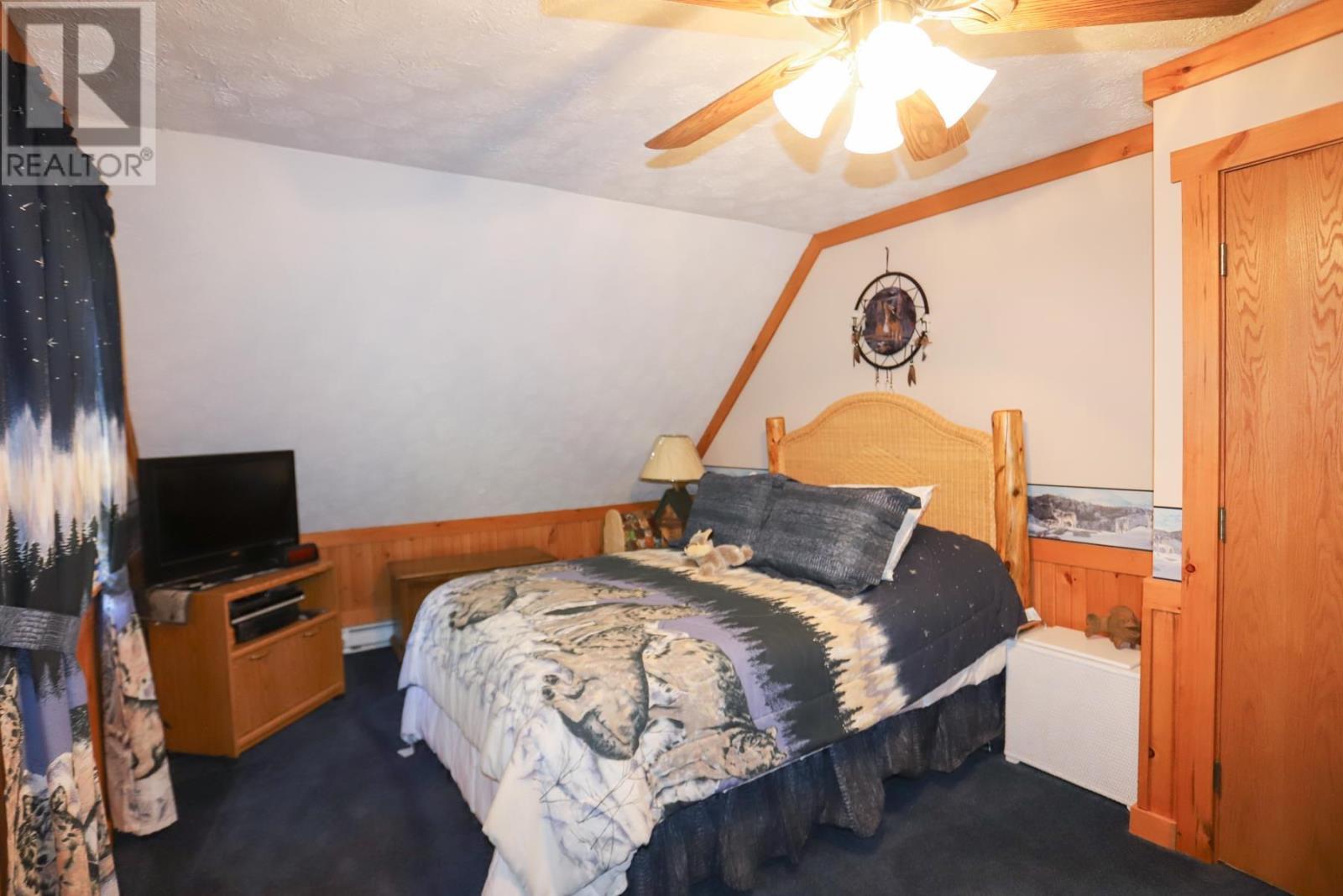 281 Beaton Rd, Iron Bridge, ON - Indoor Photo Showing Bedroom