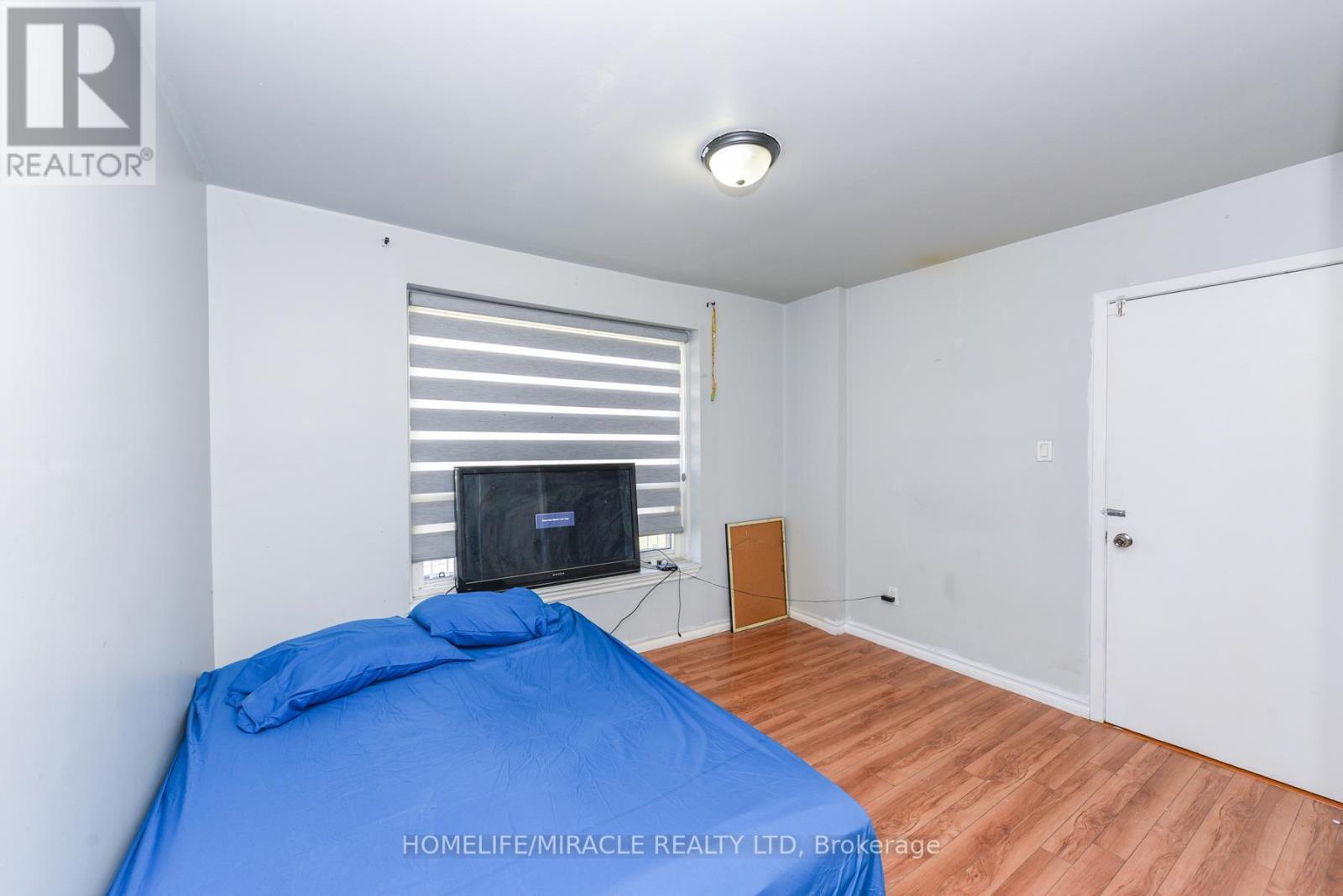 3442 Laddie Crescent, Mississauga, ON - Indoor Photo Showing Bedroom