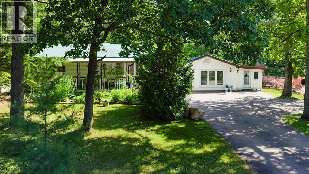 10148 Port Franks Estates Drive, Lambton Shores, ON - Outdoor