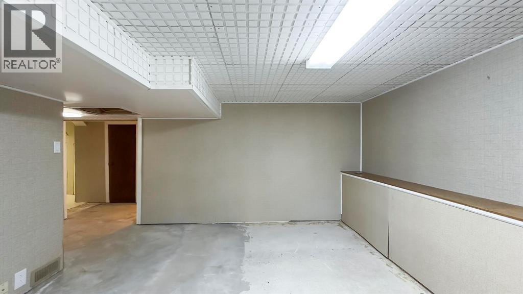 10148 Port Franks Estates Drive, Lambton Shores, ON - Indoor Photo Showing Other Room