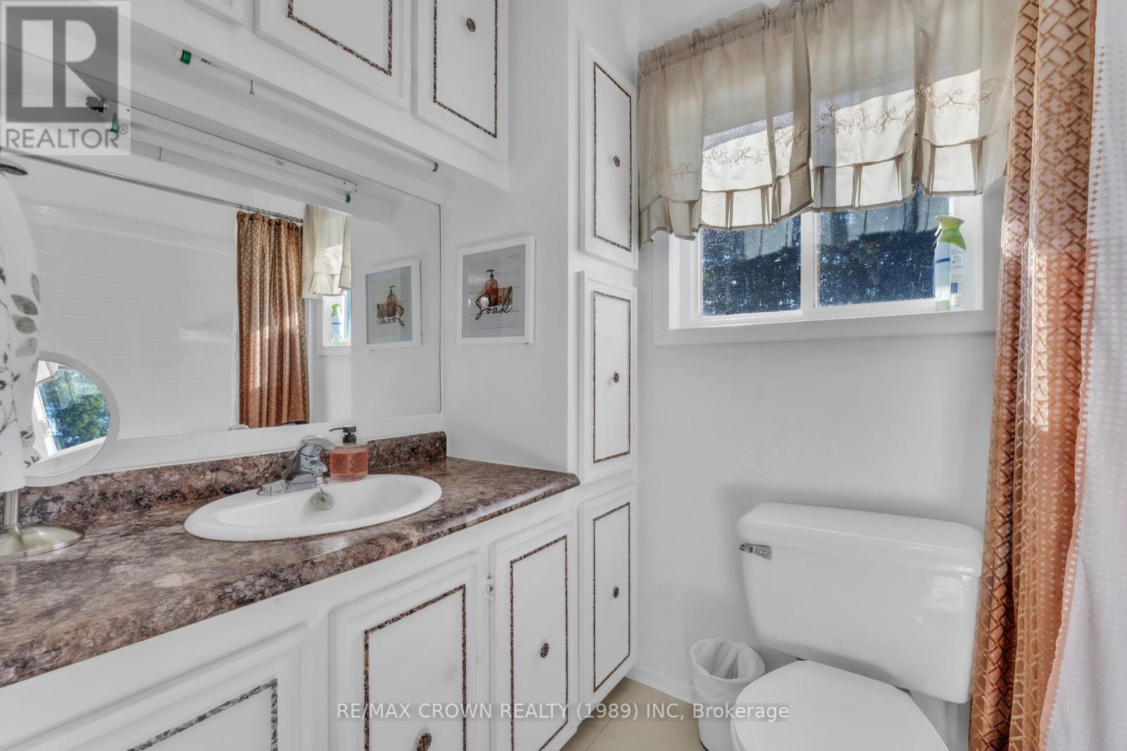 936 Laplante Road, Bonfield, ON - Indoor Photo Showing Bathroom