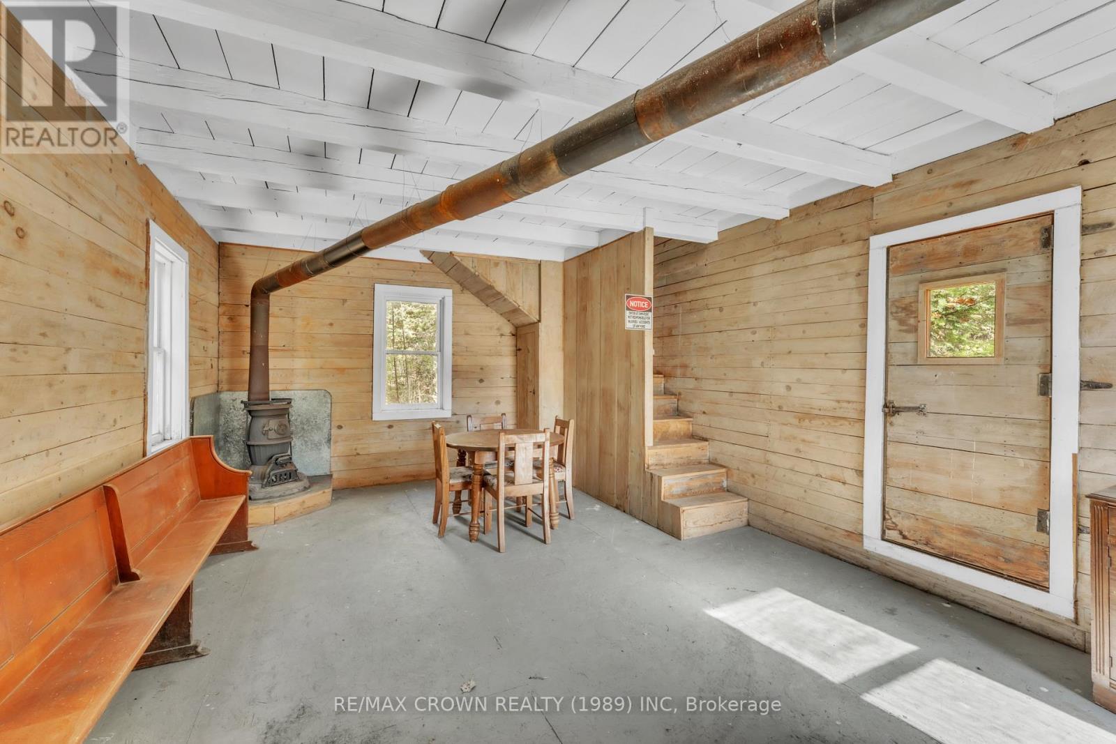 936 Laplante Road, Bonfield, ON - Indoor Photo Showing Other Room