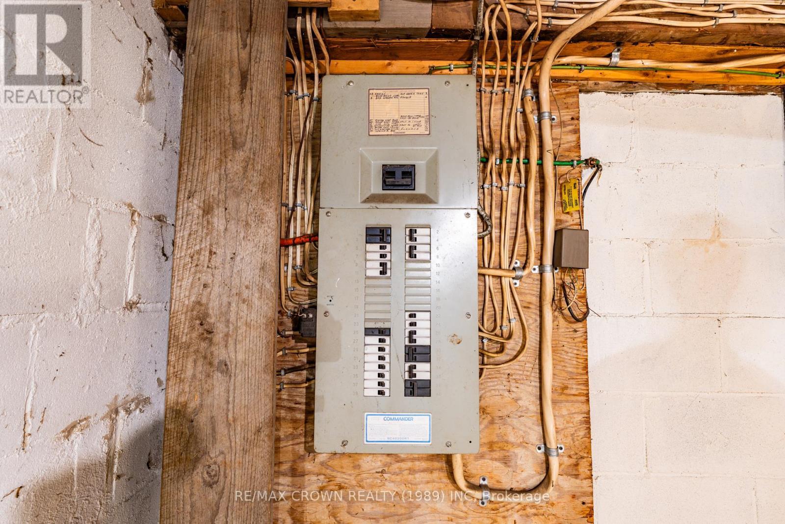 936 Laplante Road, Bonfield, ON - Indoor Photo Showing Basement